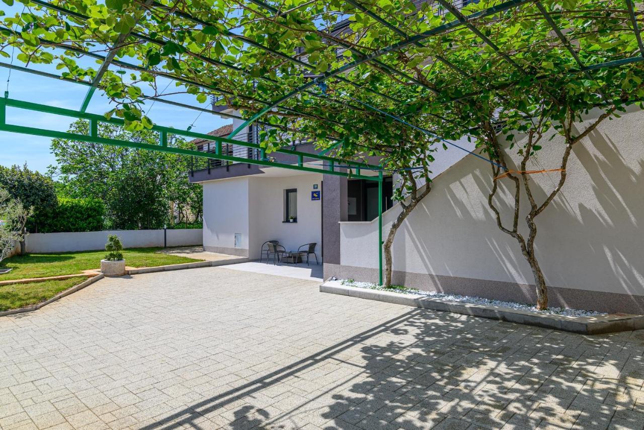 Villa Ida Rovigno Esterno foto